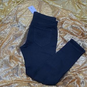 FASHION NOVA / BLACK CROSBY SLIM CUT JEANS